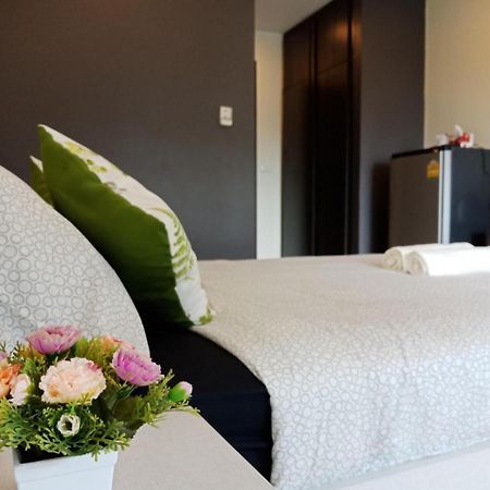 Plume Residence Minburi Bangkok Exteriör bild