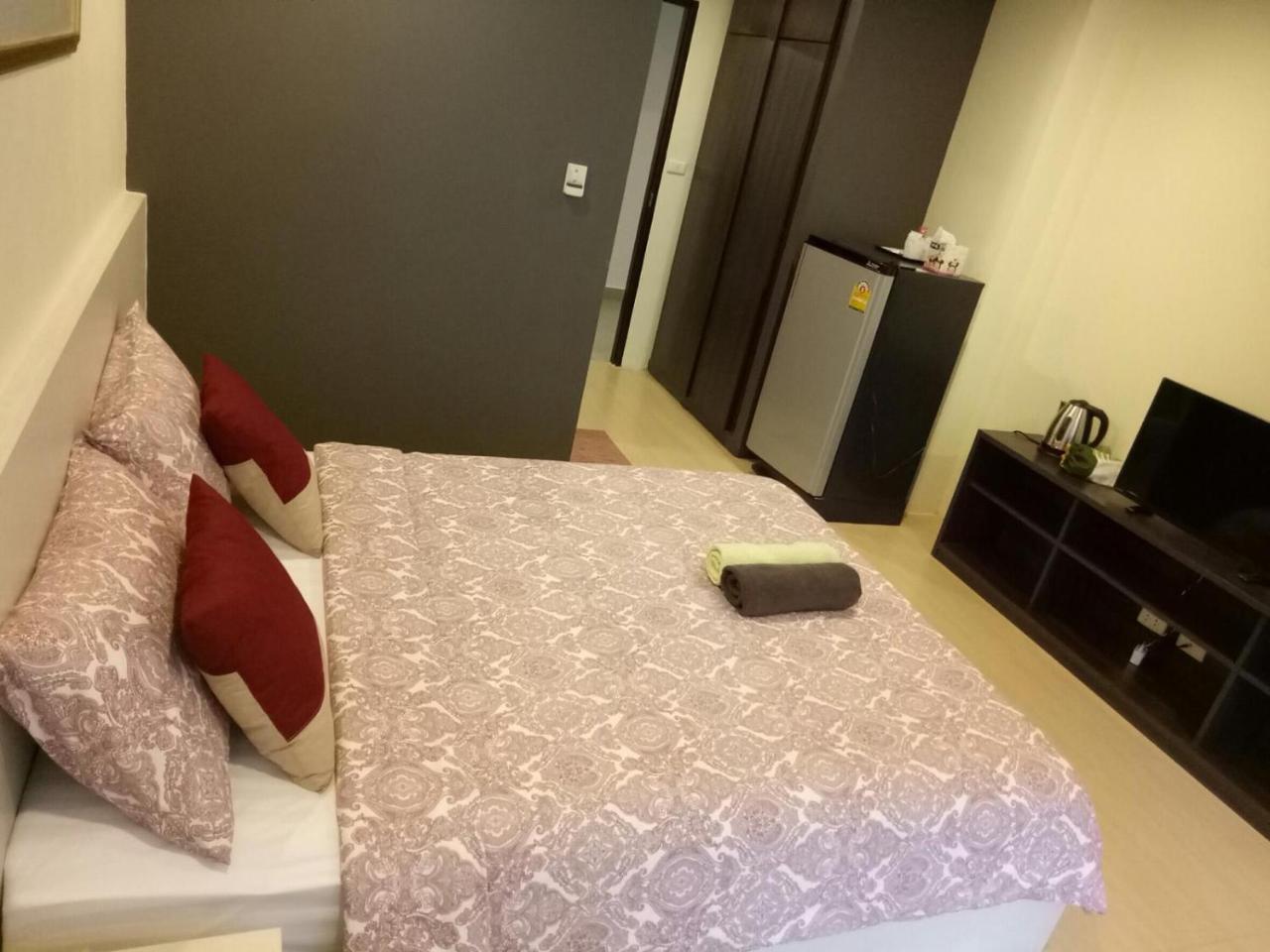 Plume Residence Minburi Bangkok Exteriör bild